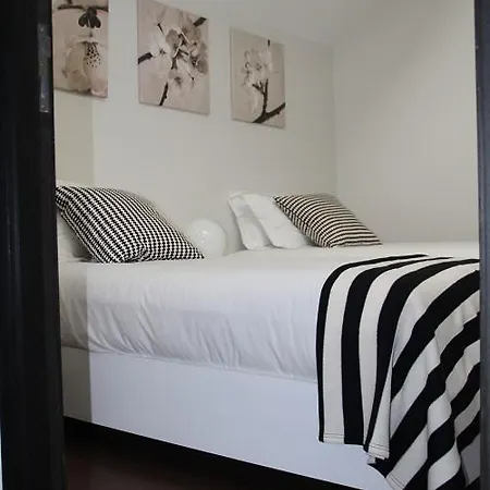 12 Short Term Apartment *