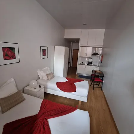 12 Short Term Apartment