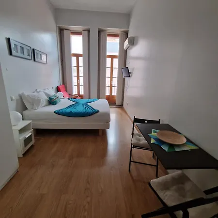 12 Short Term * Porto