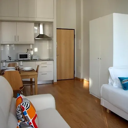 12 Short Term Apartment